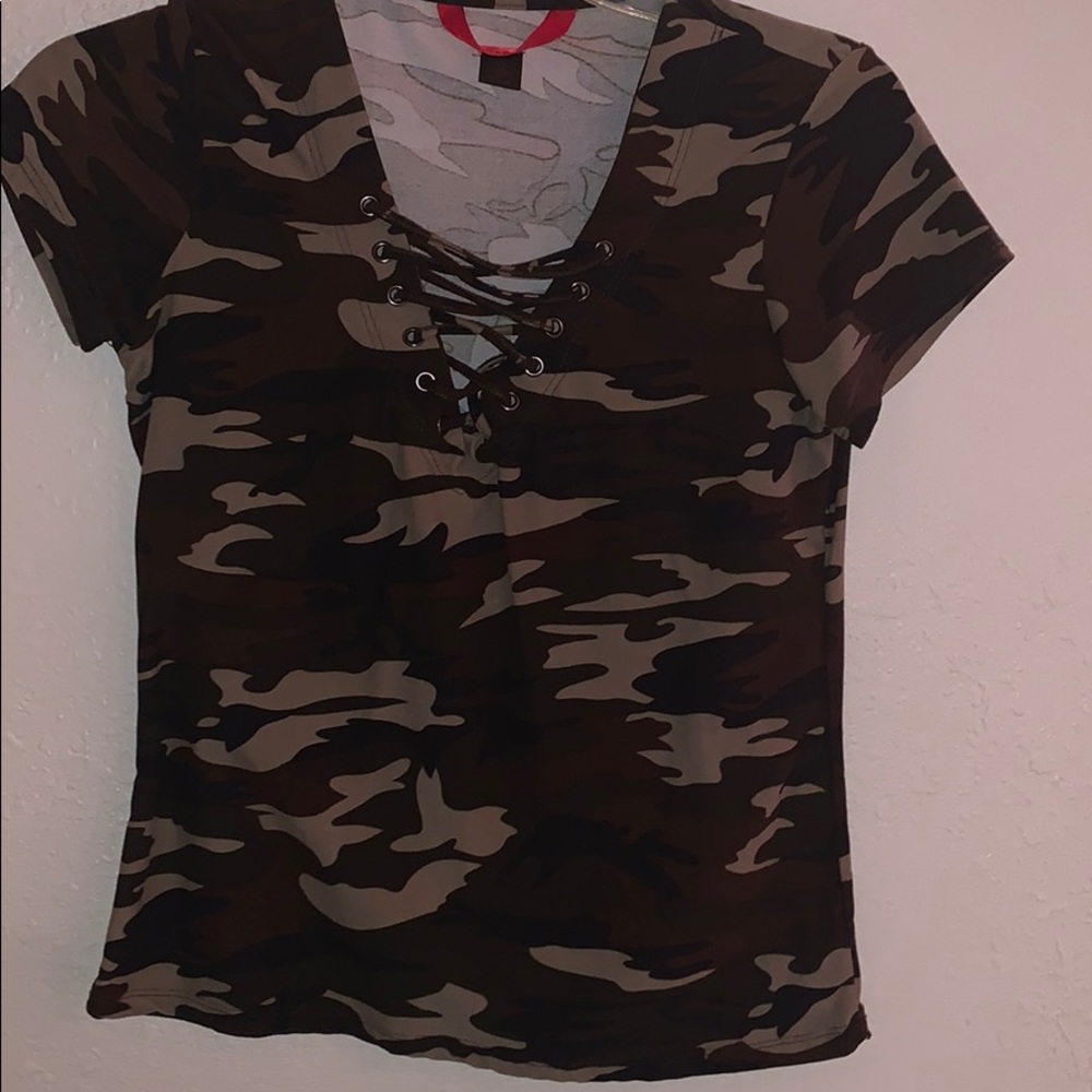 Short sleeve camo shirt